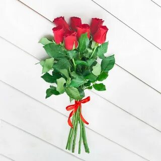 Цветы завязаны лентой