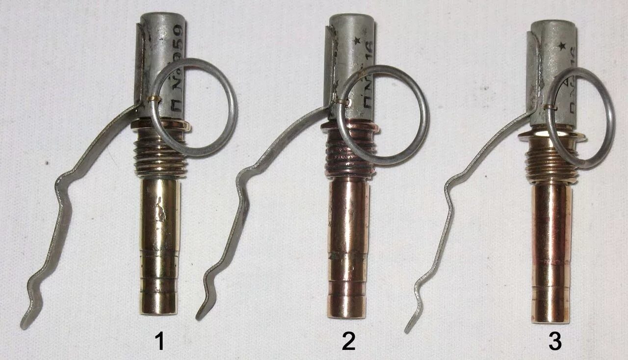 Пр глушить пр дставить. Взрыватель Ковешникова ф1. Ф1 с запалом Ковешникова. Граната ф 1 с запалом Ковешникова. Запал Ковешникова.