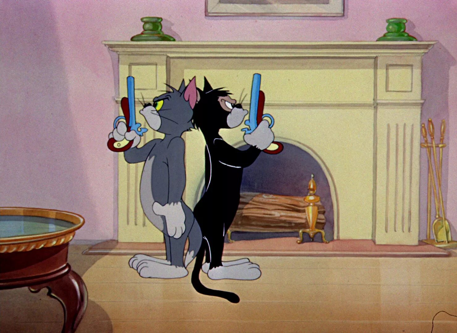 Гифка тома и джерри. Том и Джерри том и Бутч. Том и Джерри дуэль. Tom and Jerry 1954. Том и Джерри 1972.