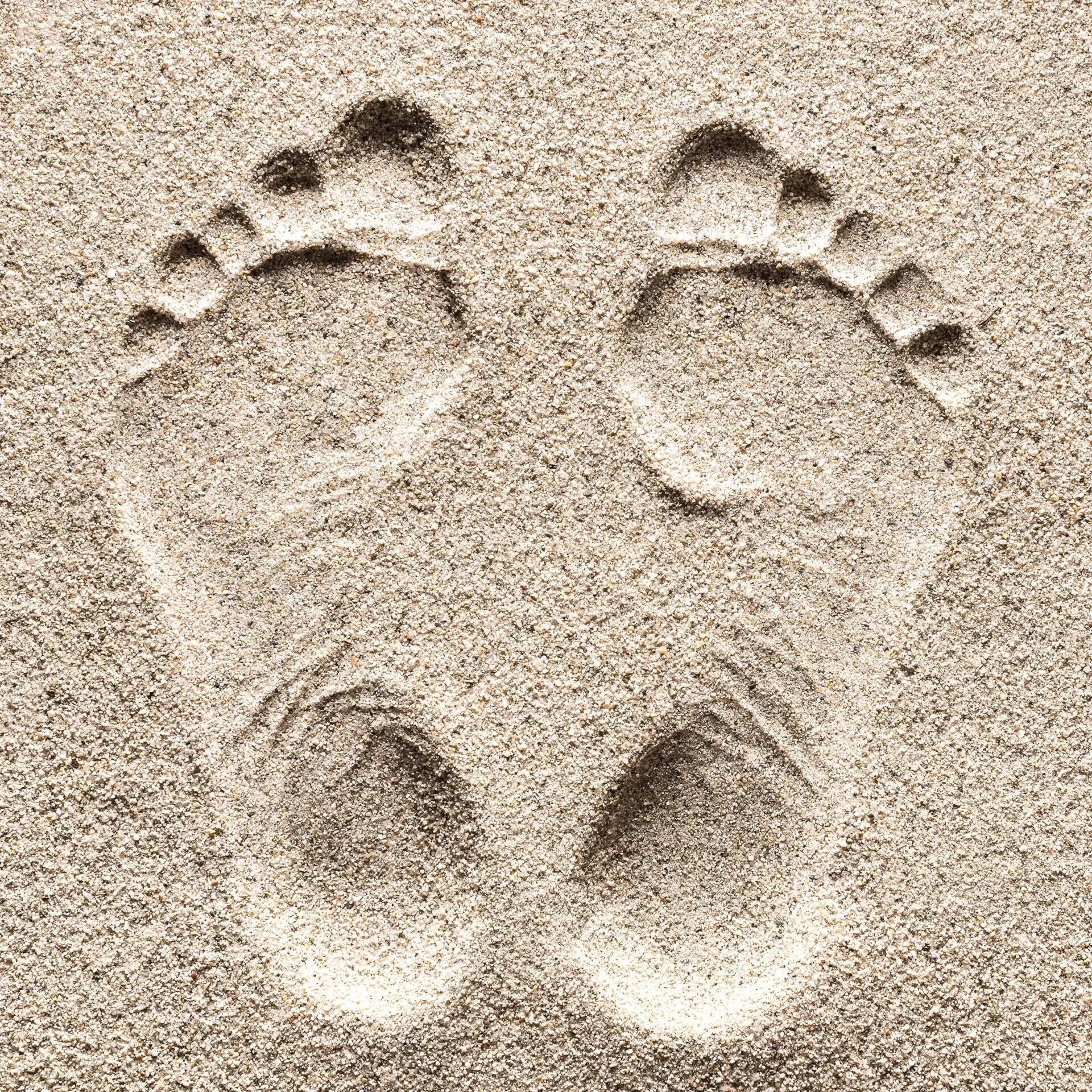 Отпечаток ноги на песке. Человеческие следы. Объемные следы. Следы ног на песке.