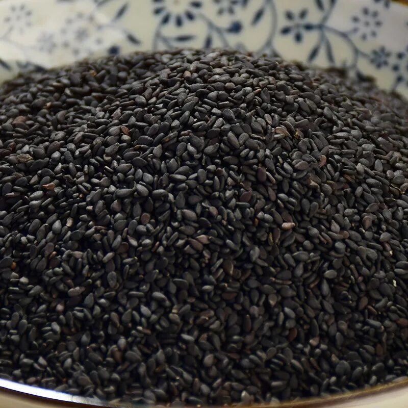 Black Sesame приправа. Черные семена. Кунжут черный, семена. Чёрные семена похожие на кунжут.