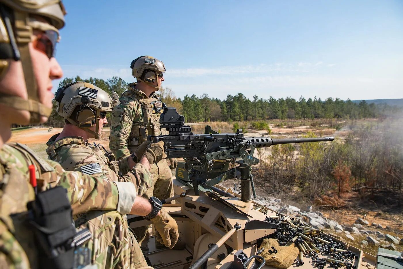 Operation unit. Green Berets Special Forces m4. Special Operations Forces us m. Us Army Special Forces Green Berets. Browning m2 армии США.