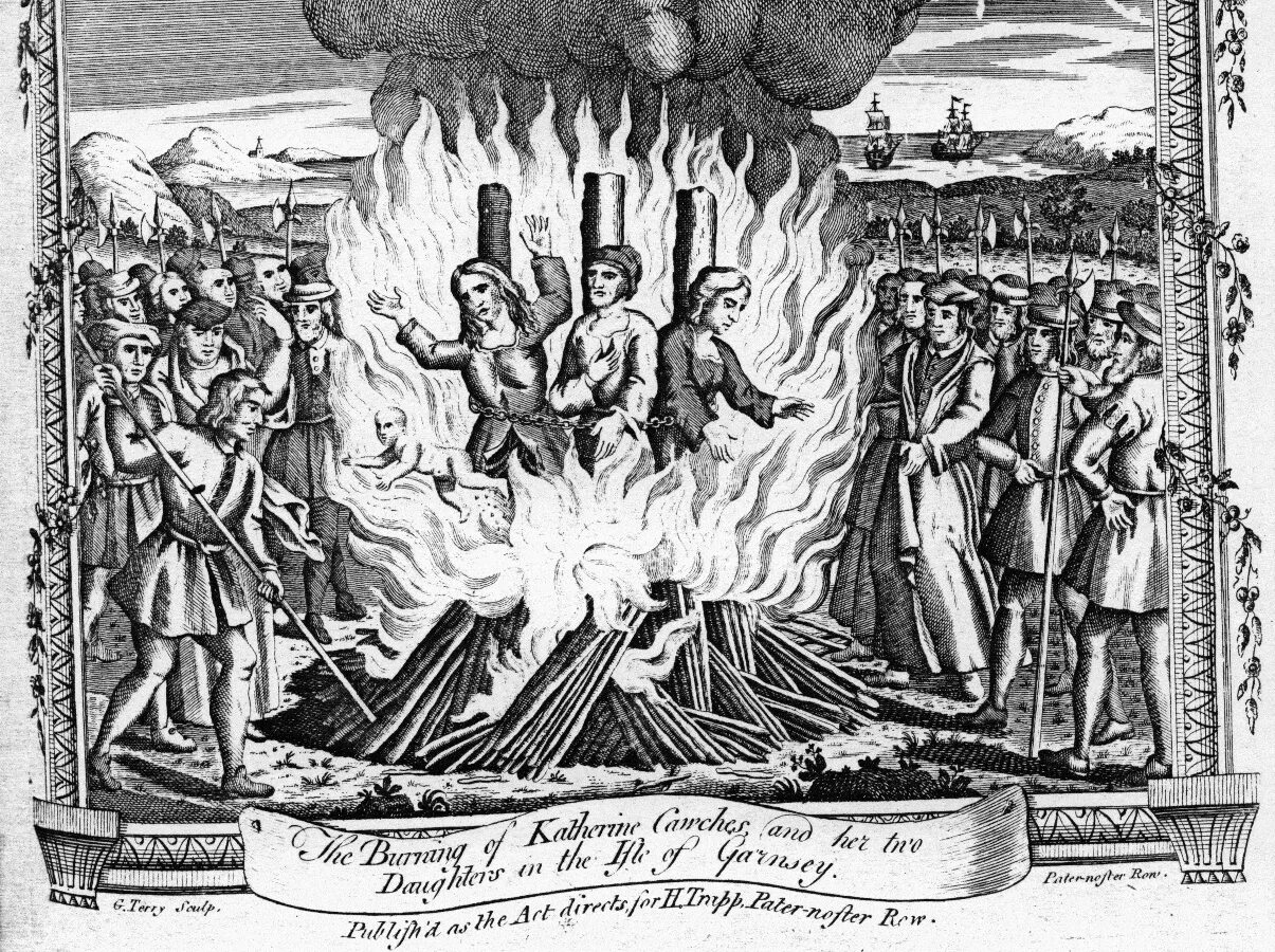 Каких ученых сожгла инквизиция. Святая инквизиция сожжение. Святая инквизиция сожжение еретиков. Сожжение ведьм на костре в средние века Гравюры.