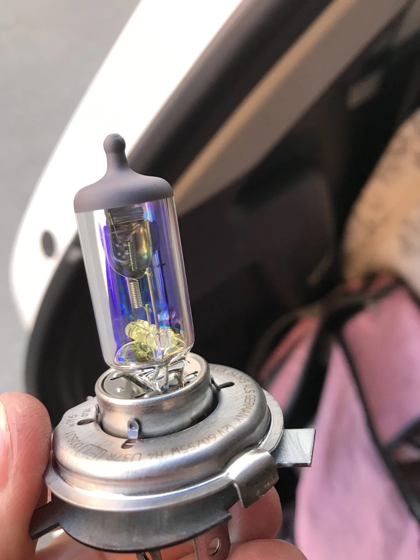 Лампа на сузуки витару p13w e9241a philips. Suzuki 28181-62g10. Гранд витара лампочка габарита заднего. Лампа ближнего света сузуки гранд витара 2010. Лампа на сузуки витару p13w e9241a philips.
