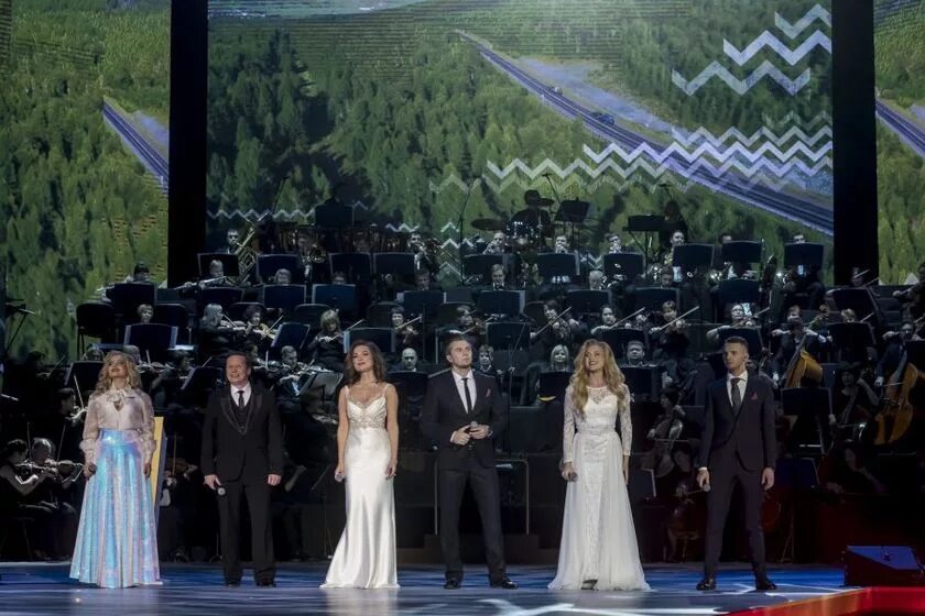 культура 24 красноярск. культура 24 красноярск. министерство культуры красноярского края. енисейская ярмарка 2019. зам министра культуры красноярского края васильева.