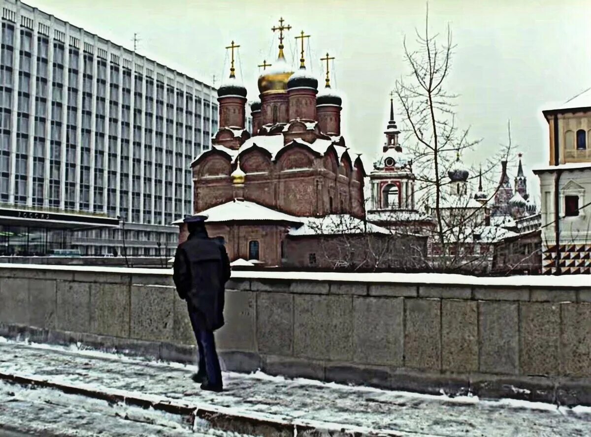 В каждом городе сегодня. Лучший город россии. В каждом городе сегодня. В каждом городе сегодня. Гостиница россия москва мимино.