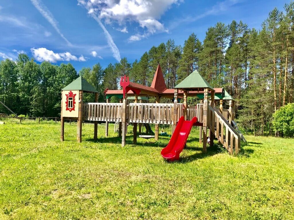 Эко ранчо алексеевка конюшня. Эко отель алексеевка ранчо. Эко ферма деревня забродские. Конеферма костин двор. Эко ферма александровская можайский район.