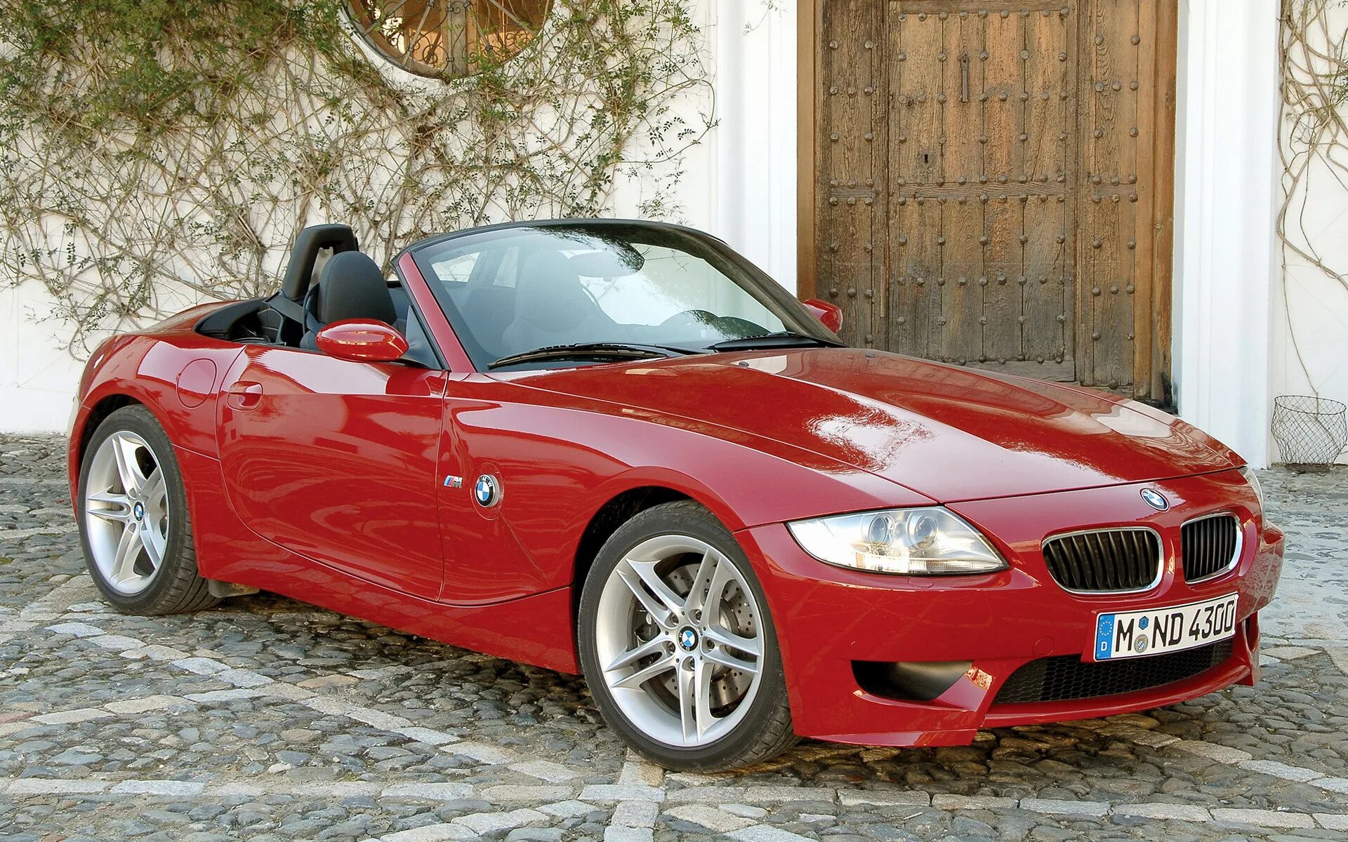 Г з 4. БМВ z4 родстер. Машина "BMW z4". BMW z4m 2006. BMW z4 m e85 Roadster.