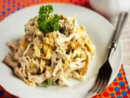 Салат с блинами курицей огурцами
