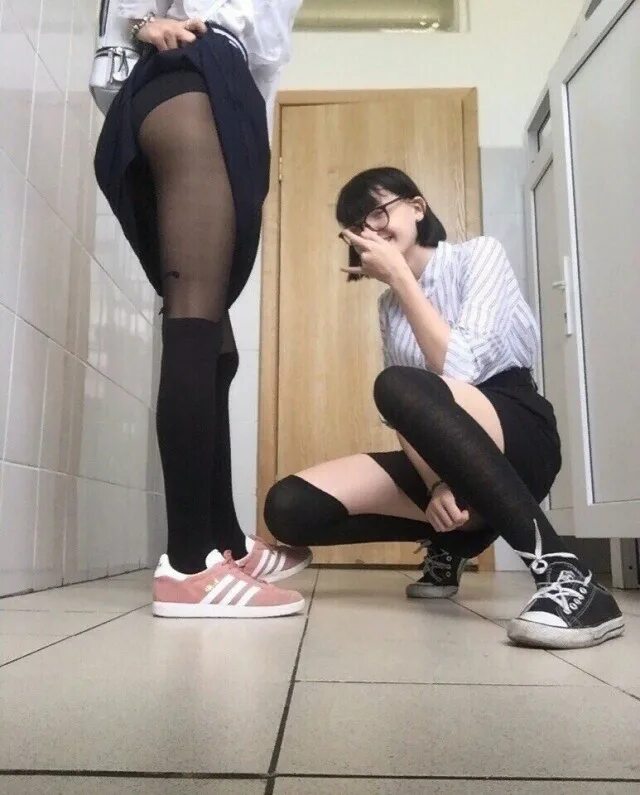 школьница 15 лет селфи. молодые школьницы селфи. 2ch ban. забанили на дваче. 2ch ban.