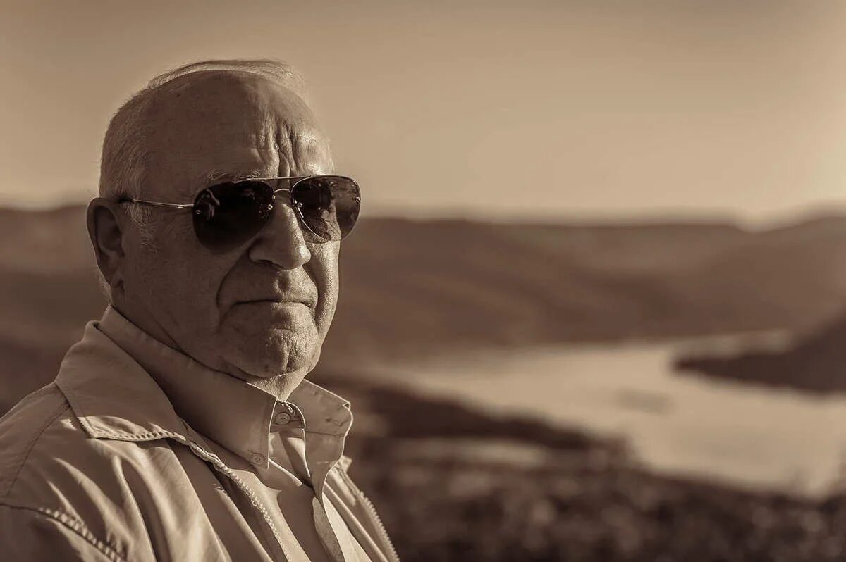 дядя. фото дяди. брутальный дядька. дядька картинки. дядя.