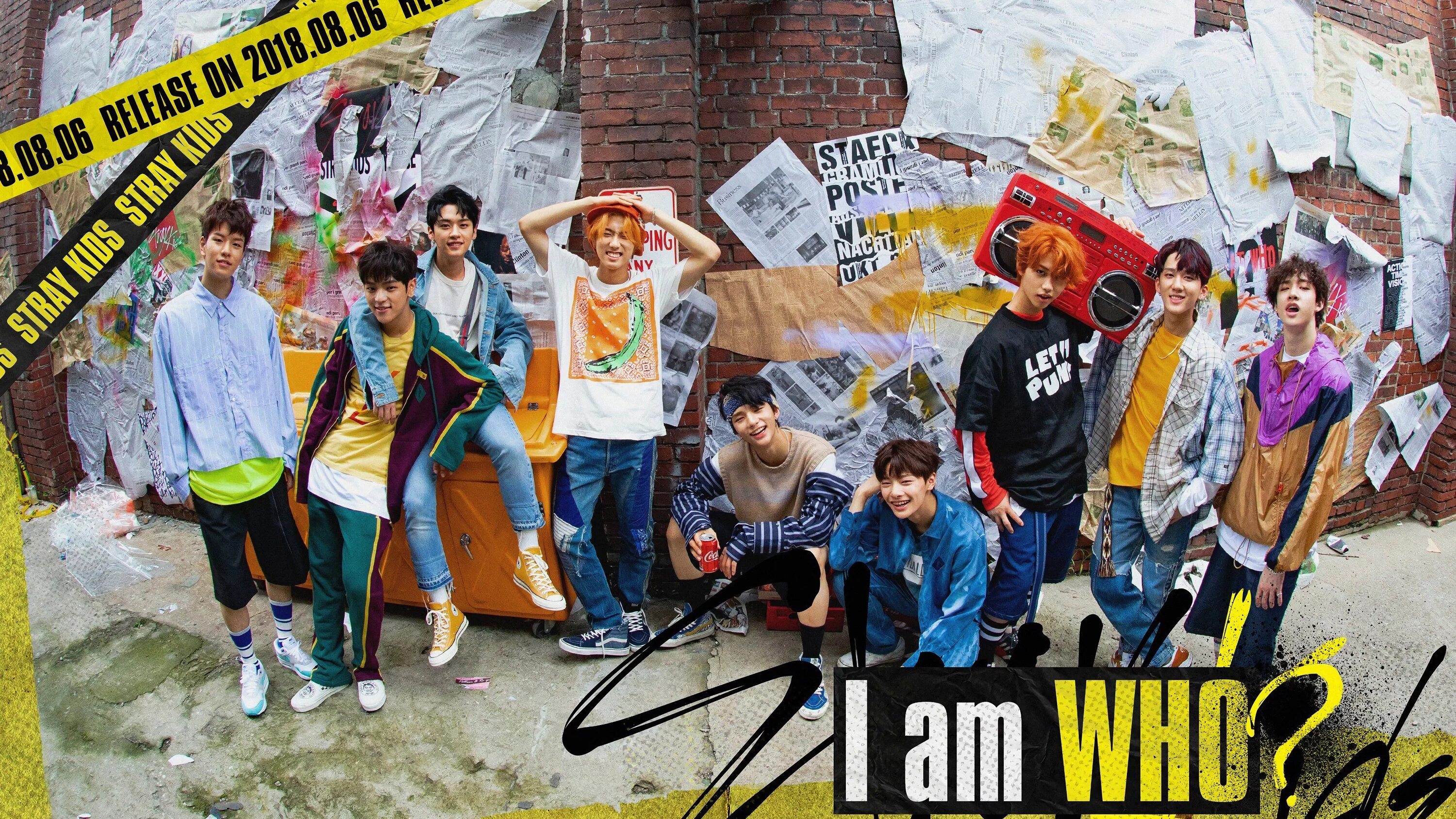 Группа stray kids домино. Stray kids плакат. Альбом i am you. Stray kids all my life. Альбом in life stray kids карты.