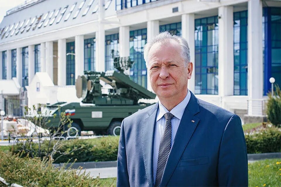 Н д плотниковым