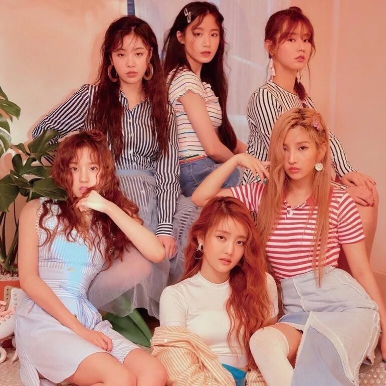 Айдл хваа. Группа g idle. кпоп gidle. айдл корейская группа. gidle kpop участницы.