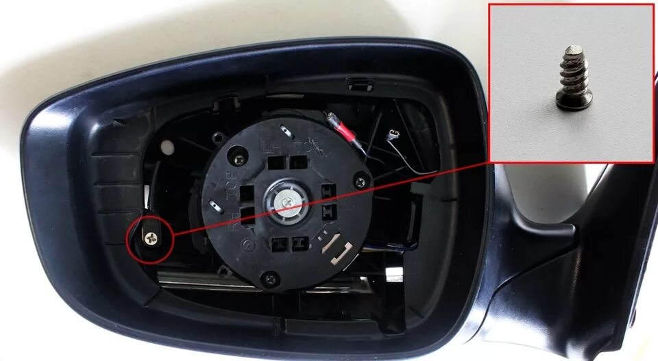 Хендай не работают зеркала. Разобрать боковое зеркало Хендай Солярис 2013. Хендай Солярис механизм зеркала. Привод наружного зеркала Крета.