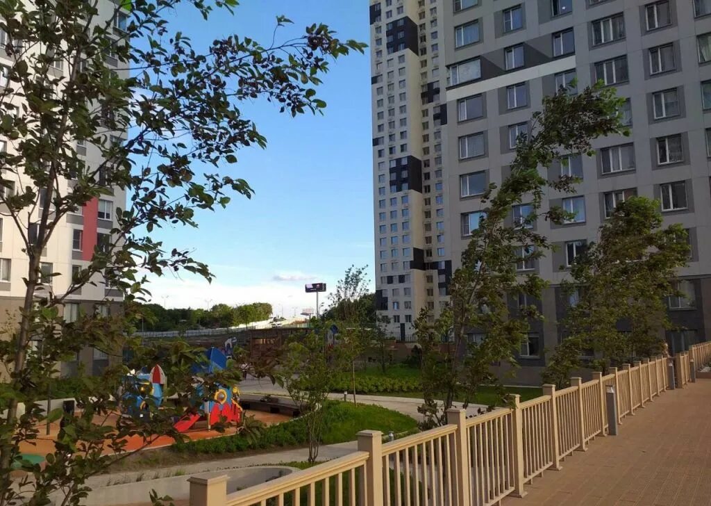 Поселок битца ленинский район. Московская область, одинцовский г. Раздоры липовой рощи 2к2. Раздоры ул липовая роща. Раздоры ул липовой рощи.