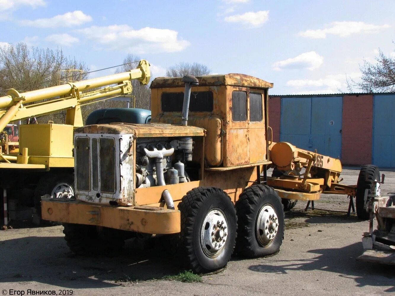Автогрейдер д265 хтз. Автогрейдер д-265. Д 265. Д-512 автогрейдер. Д 710 грейдер.