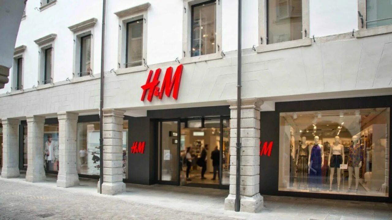 H end m магазин. Hm hm hm. Магазин н м. Магазин h m как читается. H m интернет-магазин.