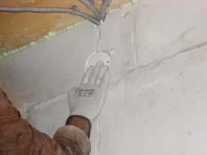 Замазываем проводку