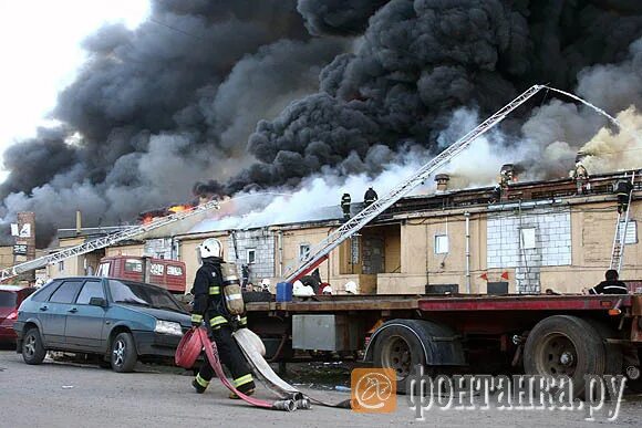 Пожарныетушат бадаевский склад. Бадаевские склады в санкт петербурге. Бадаевские склады в санкт петербурге. Бадаевские склады в санкт-петербурге сейчас. Бадаевские.
