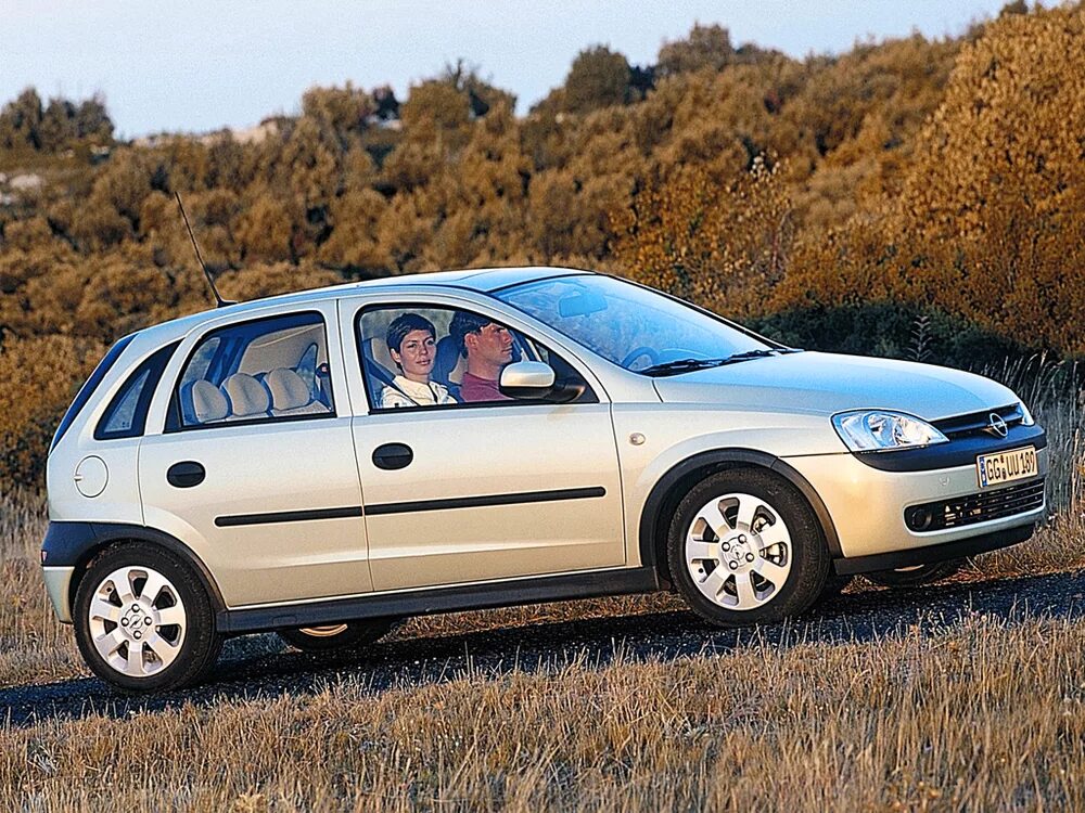 Опель корса 2000 года. Опель Корса 2000-2003. Opel Corsa 2000. Opel Vita 2001.