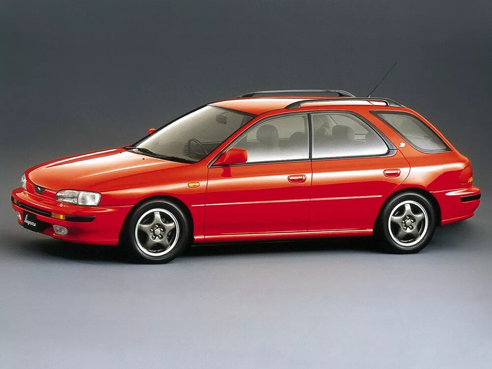 Субару 1.5 купить. Subaru Impreza 1992. Subaru Impreza 1. Субару Импреза 1992-2000. Субару Импреза 1 поколения универсал.