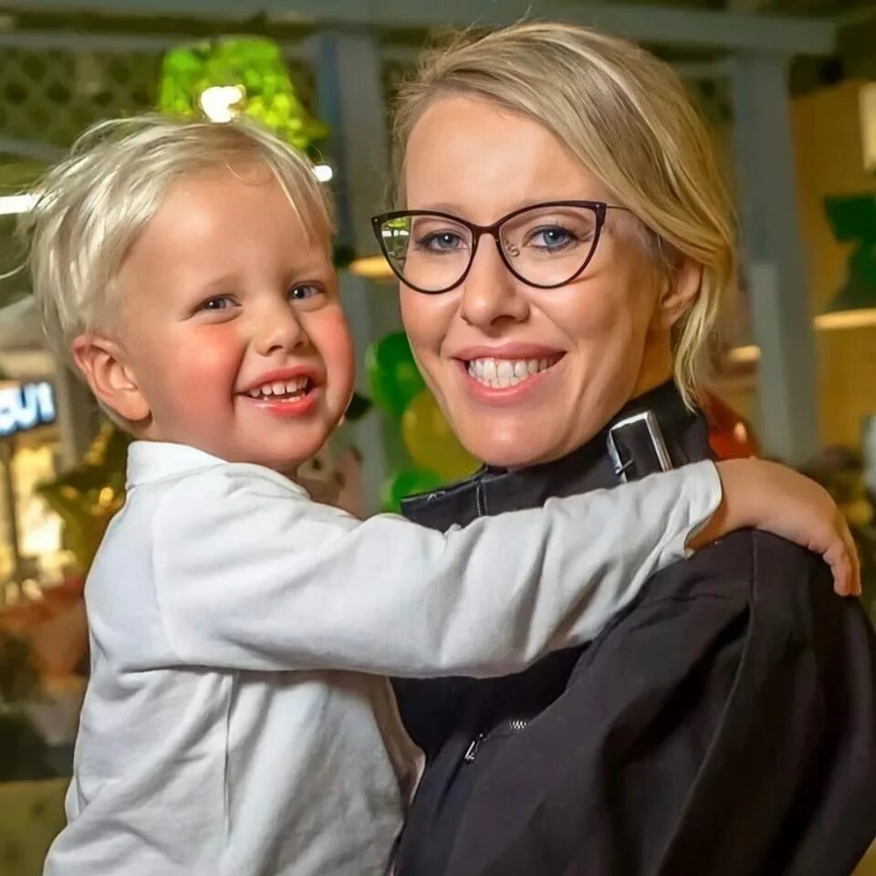 платон собчак виторган. платон максимович виторган-собчак. платон максимович виторган. сын собчак платон 2022. сын ксении собчак платон.