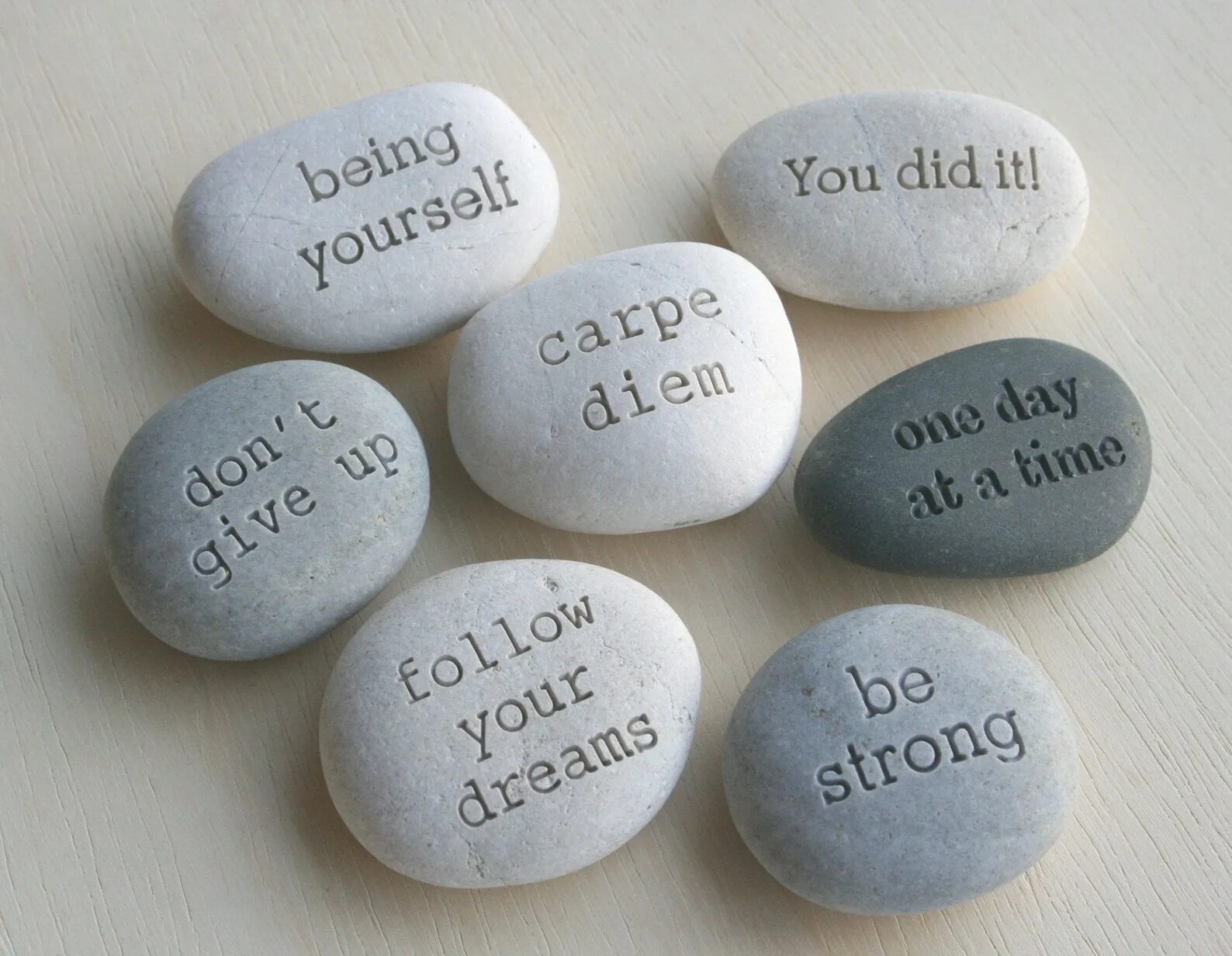 Custom messages. Камень в подарок. Engraving on Stones. Text on a Stone Magic.