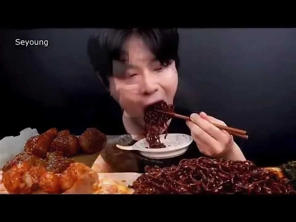 Асмр вкусно едят еду корейцы на камеру. Асмр еда корейцы. Еда корейцев на камеру. Асмр еда корейцы. Асмр вкусно едят еду корейцы на камеру.