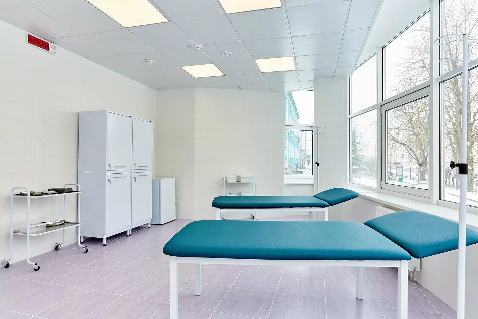 Clinic медицинский центр отзывы. Щорса 54а екатеринбург. Медицинский центр с зеленым полом. Clinic медицинский центр отзывы. Смарт медикал центр.
