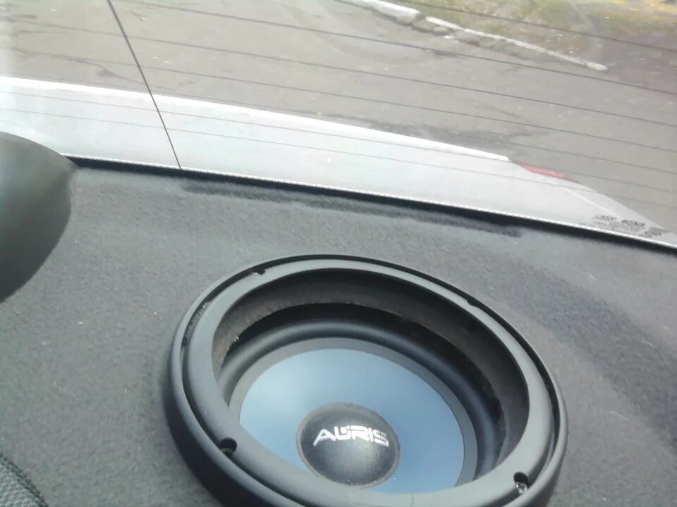 Задние динамики шевроле авео т250. Задние колонки шевроле авео. Размер штатных колонок шевроле лачетти седан. Задние колонки шевроле авео. Сабы и колонки.