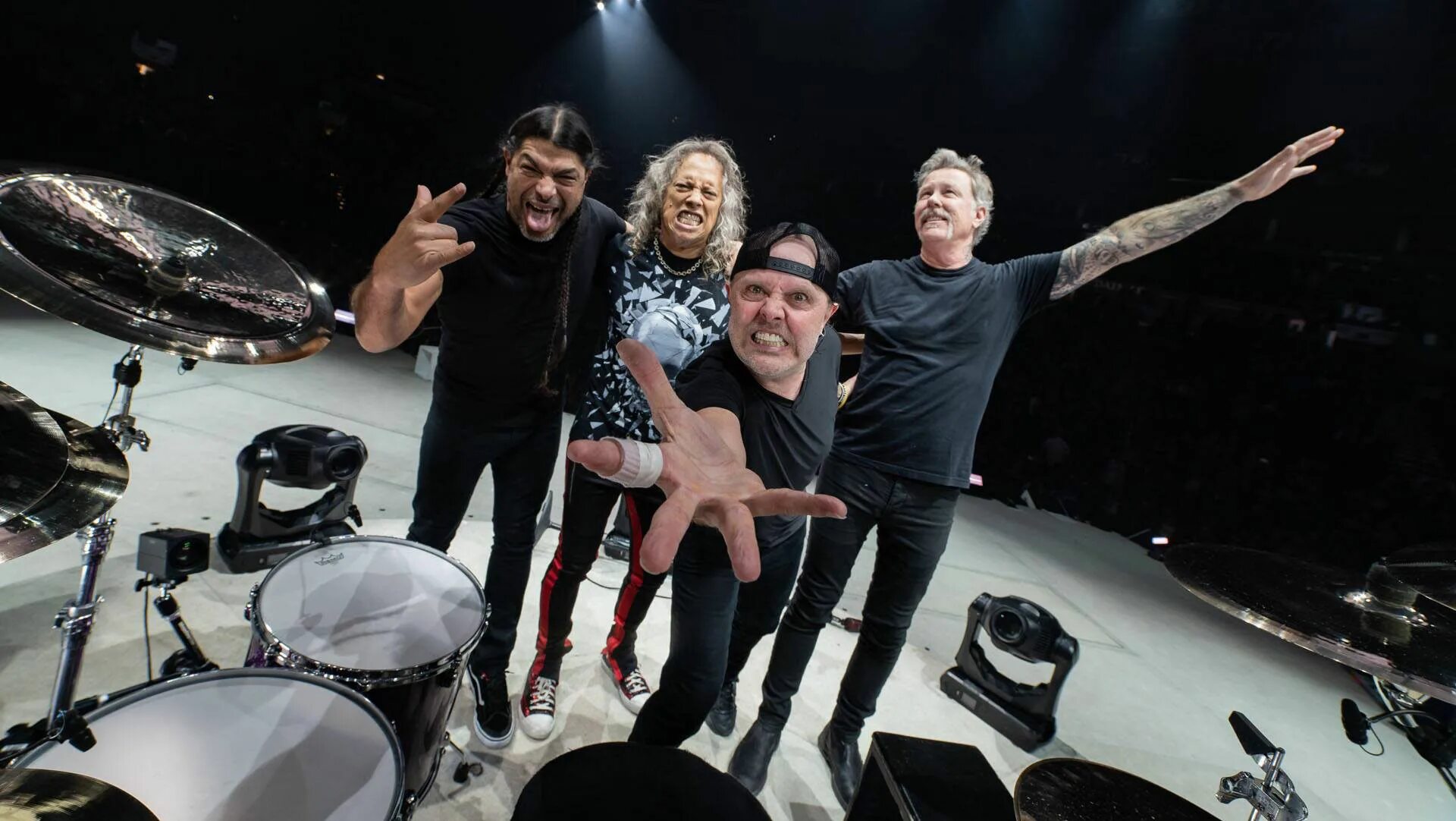 Металика хит. Концерт Metallica 2020. Группа Metallica 2021. Металлика сейчас. Солист группы металлика.