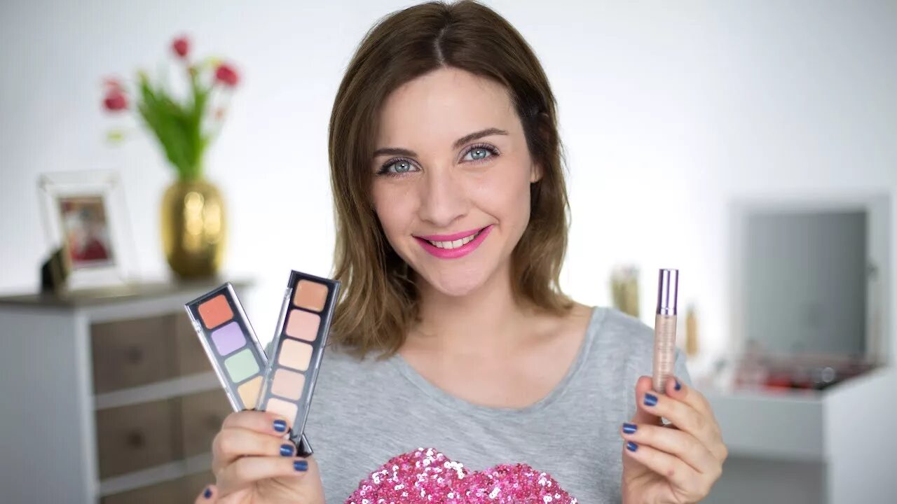 Make up yourself. Make up yourself