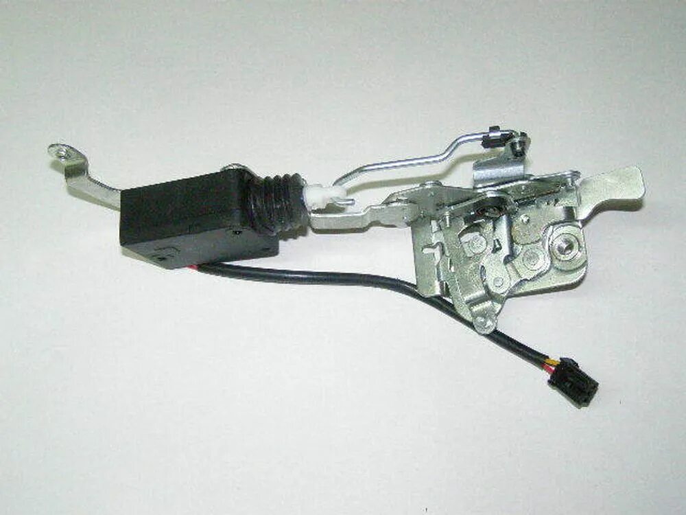 Электрозамок ВАЗ 2170 Приора задний левый. Замок двери внутренний 2170. Механизм замка двери 2170. Замок внутренний передний левый 2170.