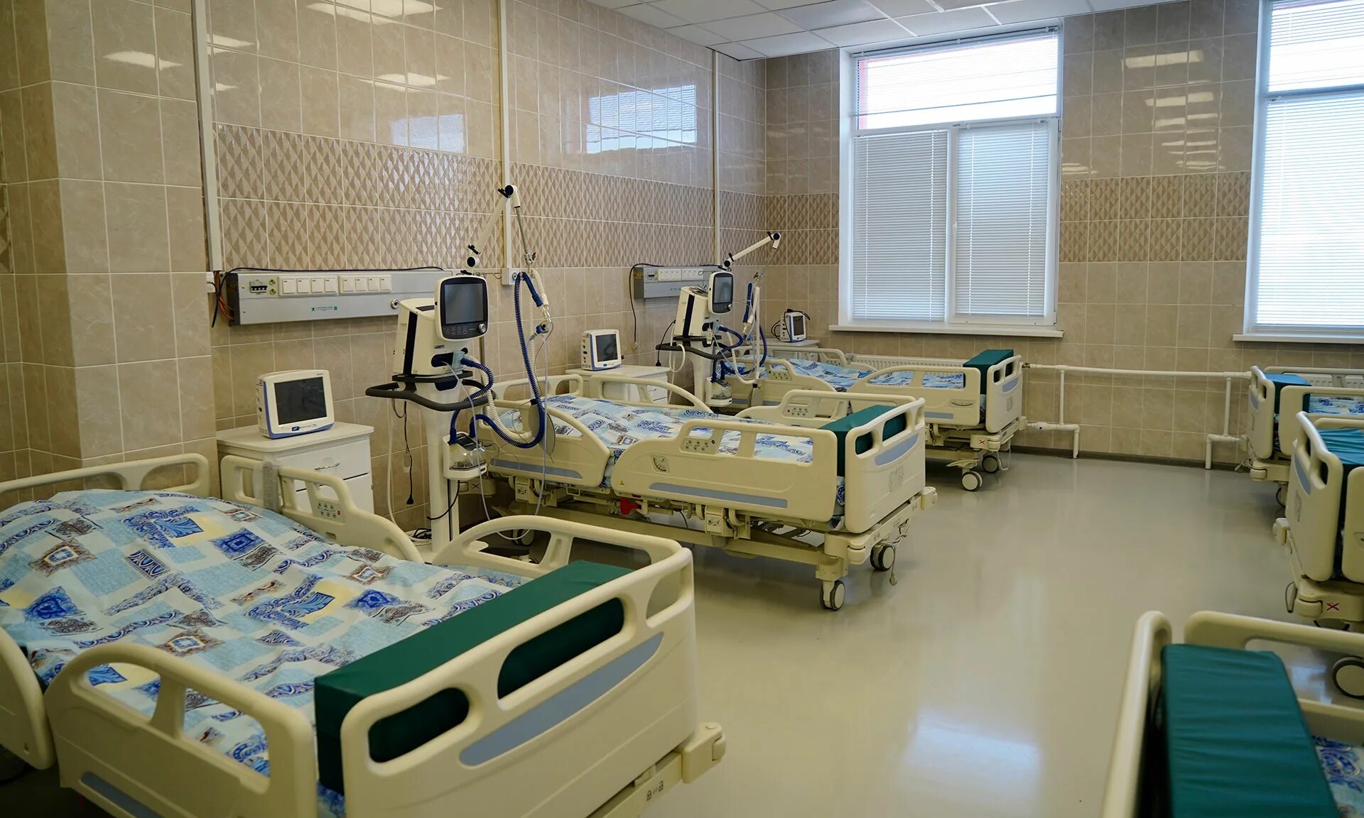 Даниловская црб ярославской области. Челюстно лицевая больница брянск. Челюстно лицевая больница брянск. Челюстно-лицевая клиника ангарск сангородок. Отделения больницы.