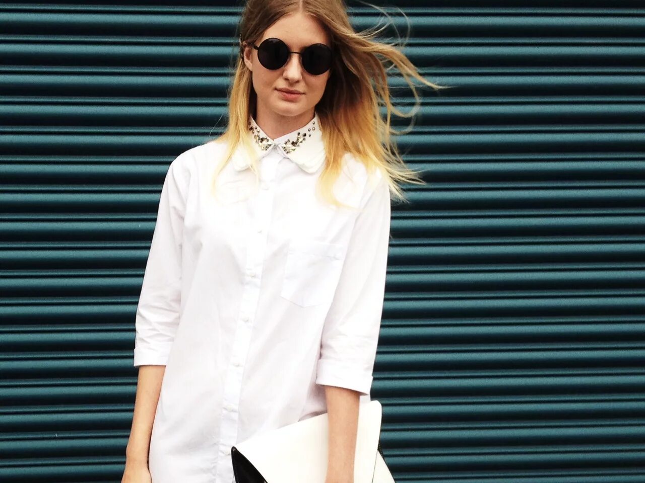 Рубашка женская. Стиль с белой рубашкой. Можно белую рубашку. Можно белую рубашку. Белая рубашка с топом.