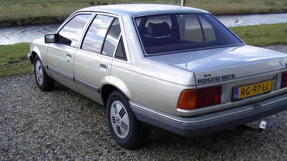 Опель рекорд 2. Opel rekord e1 coupe. Opel rekord 1982. Погрузчик рекорд балканкар 3s. Опель рекорд 1984 2.