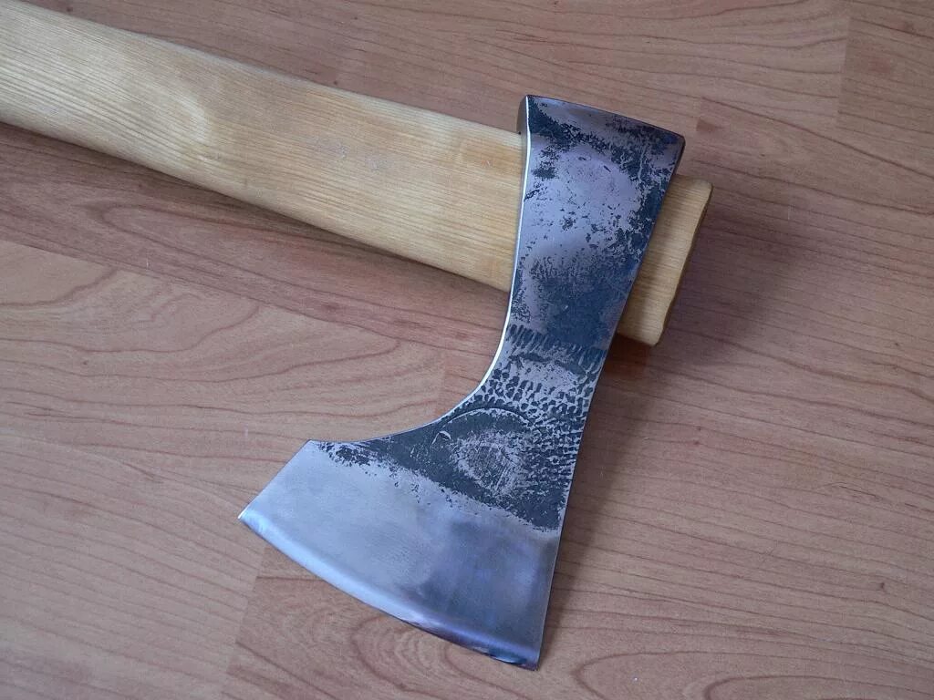 Как сделать самодельный топор Необычный топорик своими руками