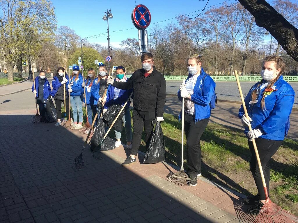 Дворец молодежи кронштадт. Волонтеры благоустройства. волонтеры победы в кронштадте. кронштадт отряд добровольческий. дворец учащейся молодежи кронштадт.