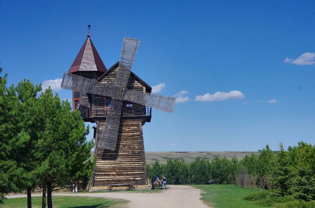 Луна оренбургская область. Парк Луна Шарлыкский район. Парк Луна Оренбургская область. Ландшафтный парк Луна в Оренбургской области. Луна парк Оренбург.