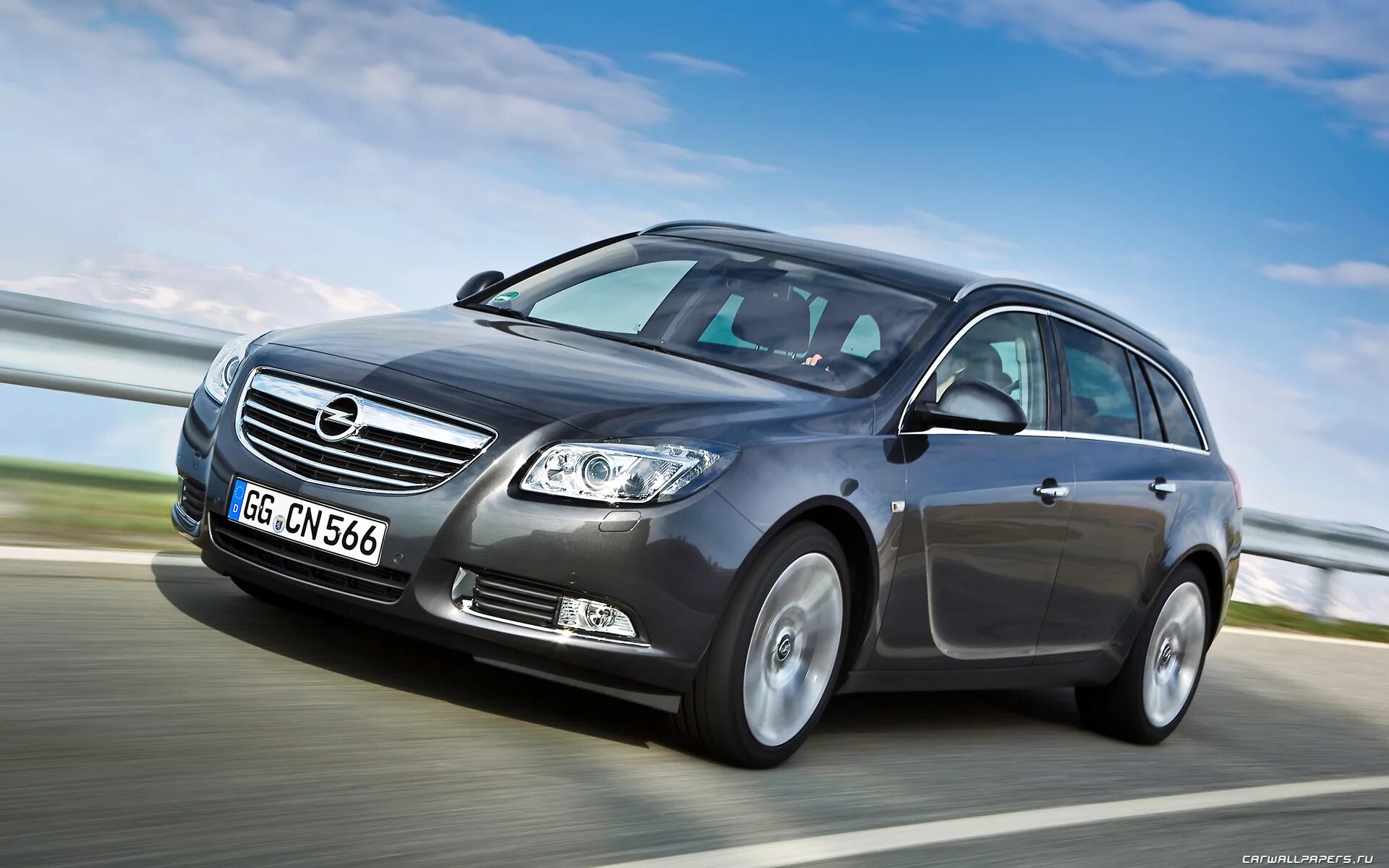 Опель инсигния б. Opel Insignia 2010. Опель Инсигния универсал 2010. Опель Инсигния универсал 2.0 турбо. Opel Insignia 2010 универсал.