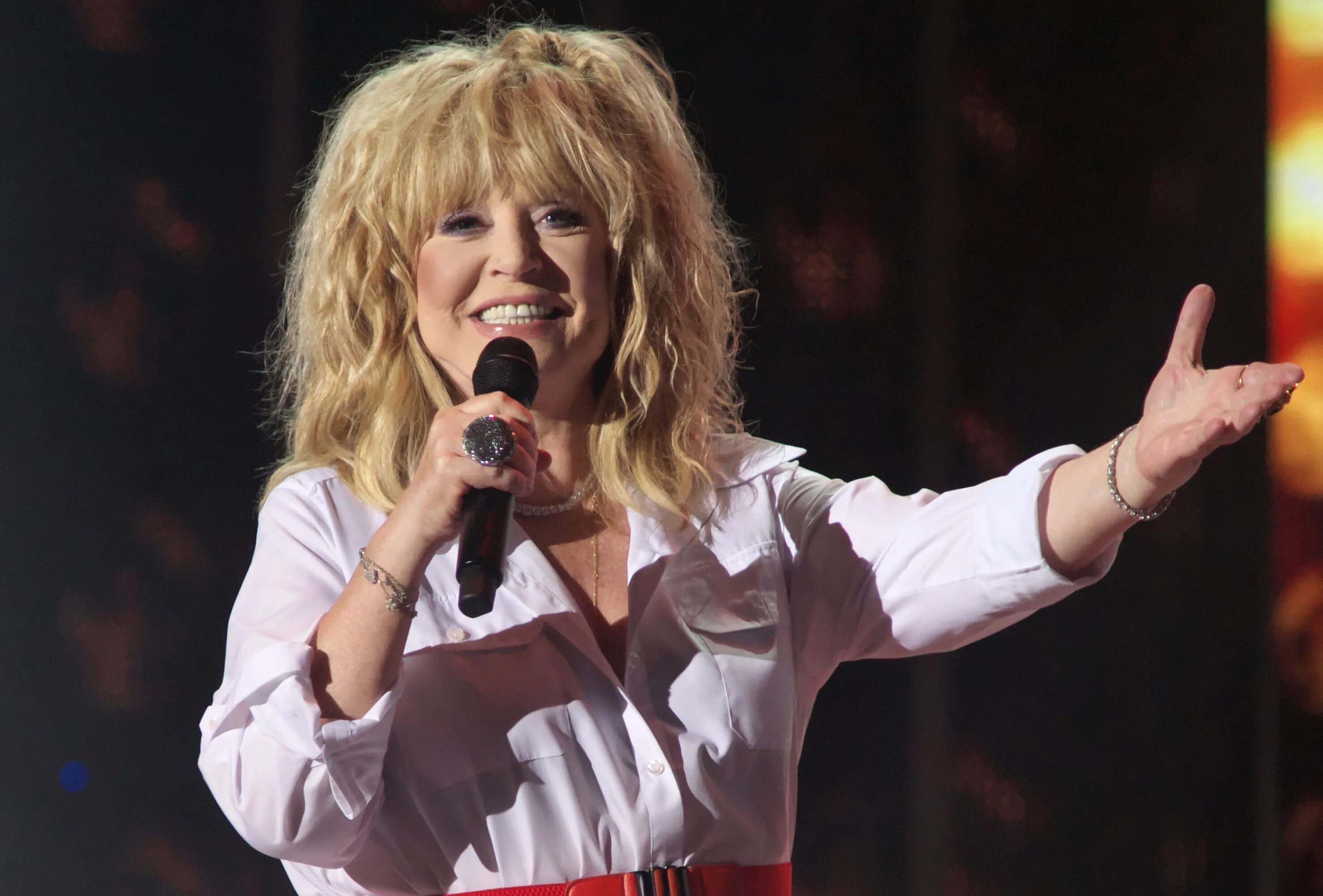 Пугачеву нашли. Градский и пугачева. Алла пугачева "алла пугачева". Алла пугачёва 2022. Алла пугачева 2010.