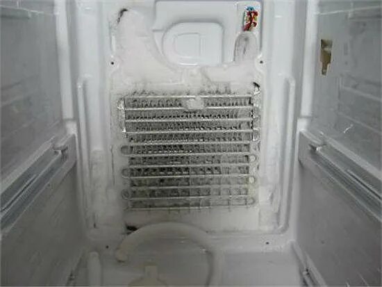 Почему плохо холодит. Задняя стенка холодильника general electric. холодильник twin cooling не холодит. холодильник с горячей водой. холодильник шумит.