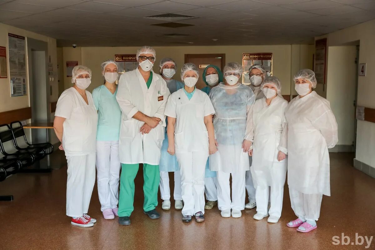 Заведующий пульмонологическим. Больными пульмонологического. процедуры в пульмонологическом отделении. пульмонологическое отделение. зав пульмонологическим отделением вологодской городской больницы.