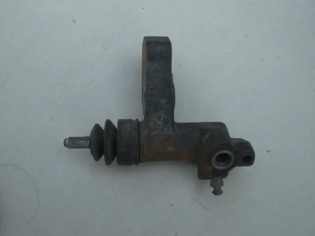 Ниссан альмера н16 цилиндр сцепления. Nissan almera n16 главный цилиндр сцепления. Цилиндр сцепления ниссан альмера. Цилиндр сцепления ниссан альмера. Главный цилиндр сцепления ниссан альмера классик.