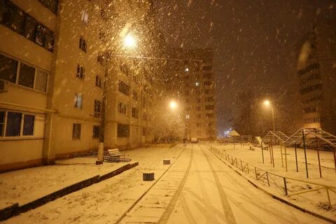 Двор холодно