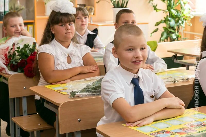 Сш 3 наровля. Наровля 2 школа.
