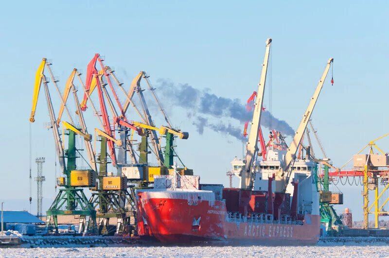 Порт экономия архангельск. Архангельск торговый порт. оао архангельский морской торговый порт. порт бакарица архангельск.