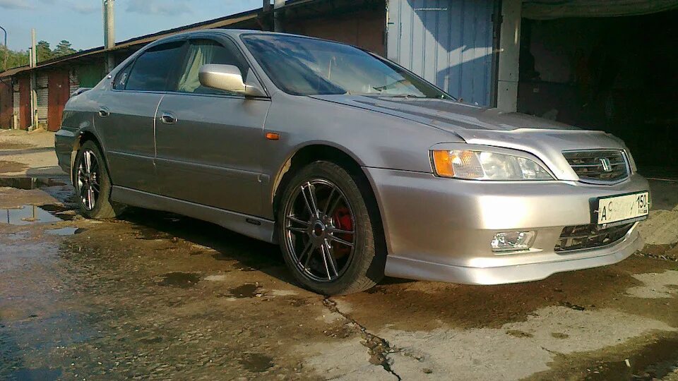 Хонда инспайр 2000. Honda inspire 4. Хонда сабер ua4 шильдик. Хонда сабер 2002. Honda inspire 2002.