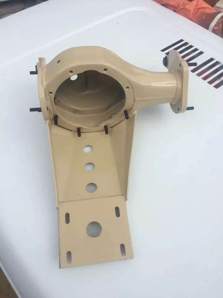 Стальной корпус переднего моста нива 21213. Стальной корпус редуктора переднего моста нива. Стальной редуктор переднего моста нива шевроле. Српм 4box 18. Корпус редуктора переднего моста нива 2121.